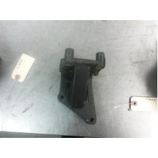 107V104 Motor Mount Bracket For 05-10 Kia Sportage  2.7